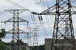 9月電力景氣燈號「連18紅」 台綜院估半導體用電全年破500億度