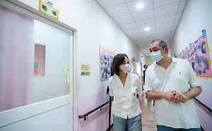 直擊長照第一線     柯志恩提「樂齡友善」政見全方位升級  