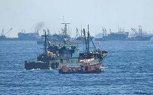 中國漁船越界非法捕撈！韓國祭55億天擔保金6人繳不出被逮 李在明更霸氣表示....
