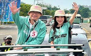 柯志恩嗆公園長輩「是在幹譙國民黨什麼」   黃捷批：選情低迷露出傲慢本性