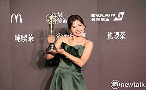 許琡婷奪金鐘「致詞狂講4分半」超時遭轟！本人急道歉喊話「盼增加感言時間」