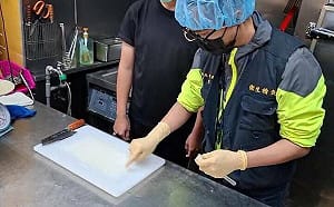 清六食堂爆176人食物中毒！隔夜蔥蛋變質繼續賣 負責人、店長遭起訴