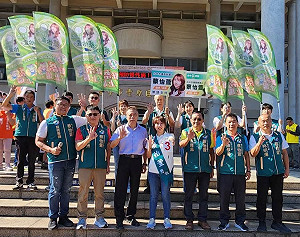 抽中3號玩諧音梗！蔡怡萱邀鄉親口號接龍 「豐后靠3」 王世堅明來相挺