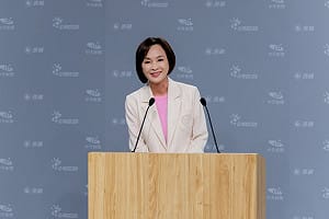 四年前挫敗後選擇留下來     柯志恩：鄉親沒有放棄我、我也絕不放棄高雄！ 