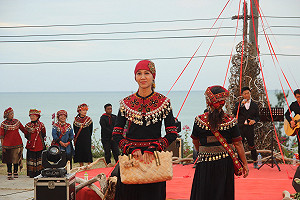 獅子鄉斜坡上藝術祭  山與海的浪漫邂逅 