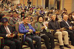 陳水扁、陳菊暖心關懷失智 樂動生命