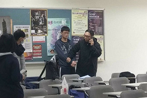 報警是挑釁? 世新男大生追求不成持刀砍學妹