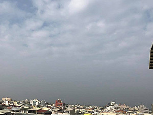 PM2.5讓屏東變「鬼魅田園」 龍應台：像世界末日