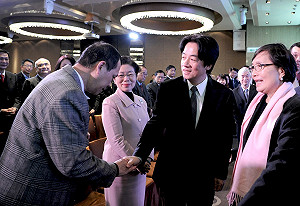 賴揆：以具體行動支持觀光產業