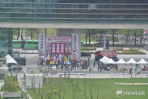 反空汙上街頭  林佳龍不發言不受訪