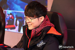 拜託Faker連我網路！粉絲見面會現場網路名稱超逗