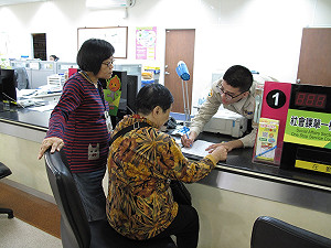 獨居老婦證件遭竊　戶所火速補辦獲稱讚
