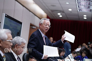 彭老師「最後一堂課」 護匯率政策火力全開