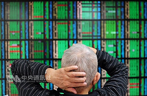 大立光破底 台股再挫百點