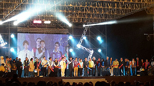 屏縣跨年響應環保無煙火 吸引3千人共迎2018