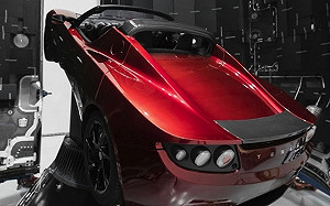 獵鷹重型火箭將升空  SpaceX試燃引擎