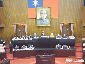 今年軍公教加薪3%  正副總統、立委、監委都有份