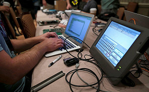 美媒引述微軟報告：大選最後階段中國網軍鎖定攻擊「反中」國會議員候選人