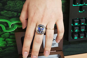 《英雄聯盟》最高榮耀！ CoreJJ大曬冠軍戒