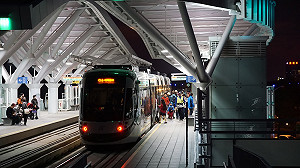 「你的名字？」  高雄輕軌新站命名投票開始！