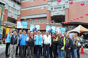 建國市場拜票  江啟臣：力推市場旅遊