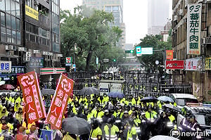 勞團：民進黨暴政必亡  在野黨勿打假球