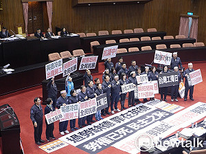 立院歷經18小時不斷電表決 《勞基法》修法強勢闖關三讀通過