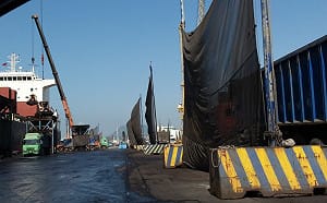 防塵、噴霧、減速  高雄港抗空汙出絕招！