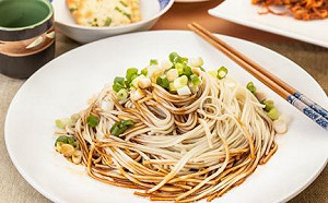 不只太陽餅還有青蔥麵！快來趟台中小旅行