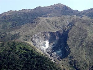 七星山冒白煙 地調所：非火山活動