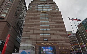 吳東進開砲 醫療法修正設「長庚條款」不恰當