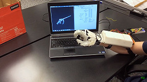 VR再進化 視鏡內物體摸了還會有反應