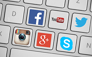 媒體大亨梅鐸：社群網站需投入資源維持新聞可信度