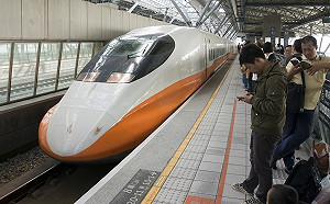 心不淌血了！高鐵祭出大學生開學五折優惠