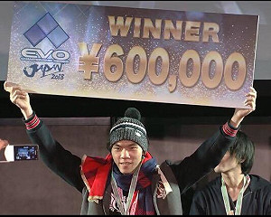 暖心！《快打旋風V》選手Punk贊助台灣好手ZJZ參加卡普空盃