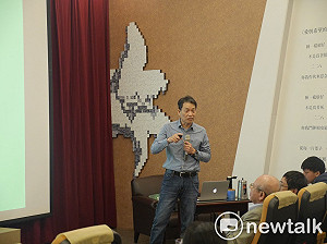 談及鄭南榕自焚　邱萬興感嘆「邊拍照、邊掉淚」