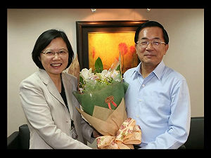 扁見李後籲另組政黨  亞洲週刊：蔡扁分裂邊緣  最大的敵人在黨內