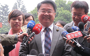 蔡英文又偏心了！這次偏向自己學生吳秉叡