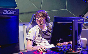 《英雄聯盟》Olleh提大哉問 台灣網友爆笑回答