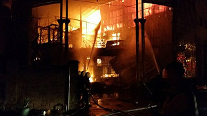 設立新屋火災紀念碑 鄭文燦：記取教訓!