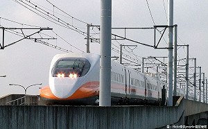 中秋加開班次達127班！高鐵單日搭乘人數再創新高