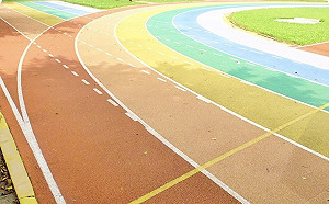 FUN春節》文青風台中新拍法！彩虹跑道＋花海超有FU