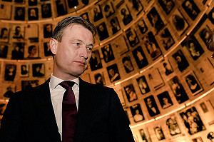 騙很大！荷蘭外長瞎造普亭的謠  險拖首相下水