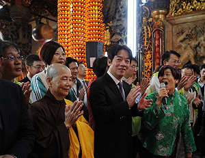 賴揆重申三大施政方向：安居樂業、生生不息、均衡台灣