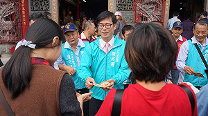 陳其邁：三大發展計畫  振興觀光產業行銷大旗美