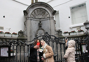 尿尿小童命運多舛 　本尊藏在市府博物館