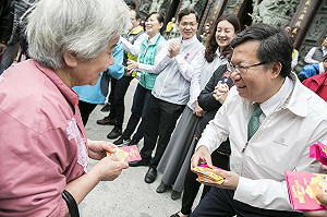 開工日參拜！鄭文燦祈清水祖師佑桃園