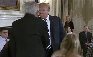 川普接見槍擊倖存學生  矢言加強購槍者查核