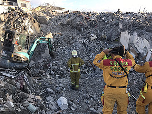 花蓮強震遭埋雲翠大樓 兩陸客遺體今移出