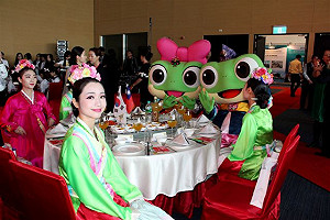 元宵宴請國際友人  陳菊盼友誼長存